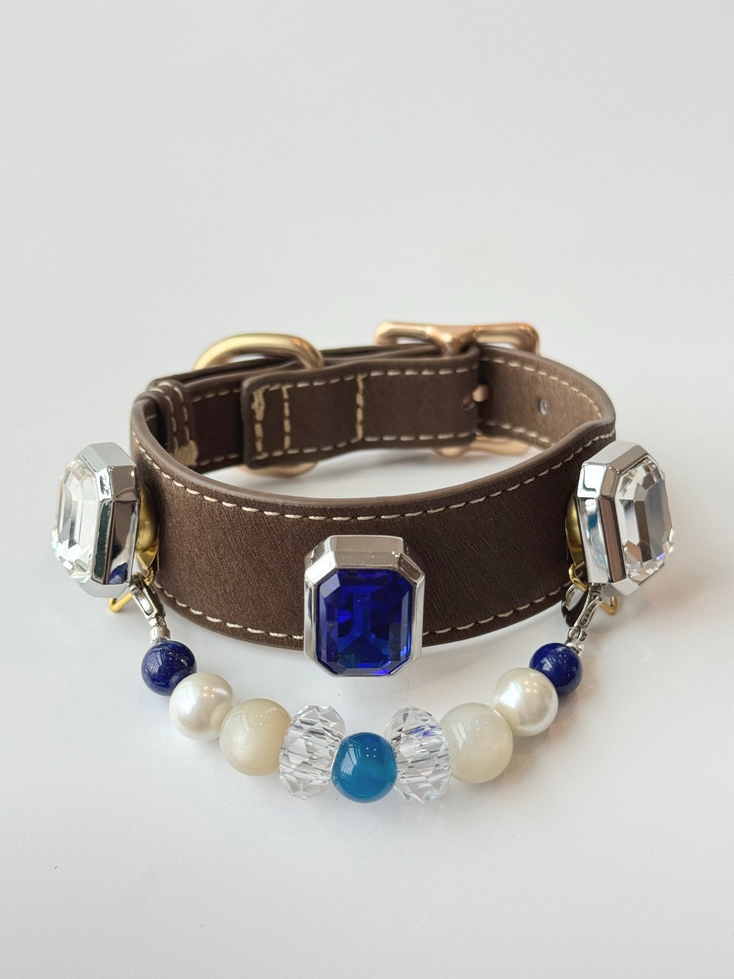 Sapphire product view 3